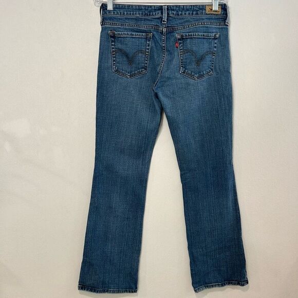 Levi’s 518 Low Bootcut Jeans Women’s Size 8 Medium Blue Denim - Picture 2 of 6